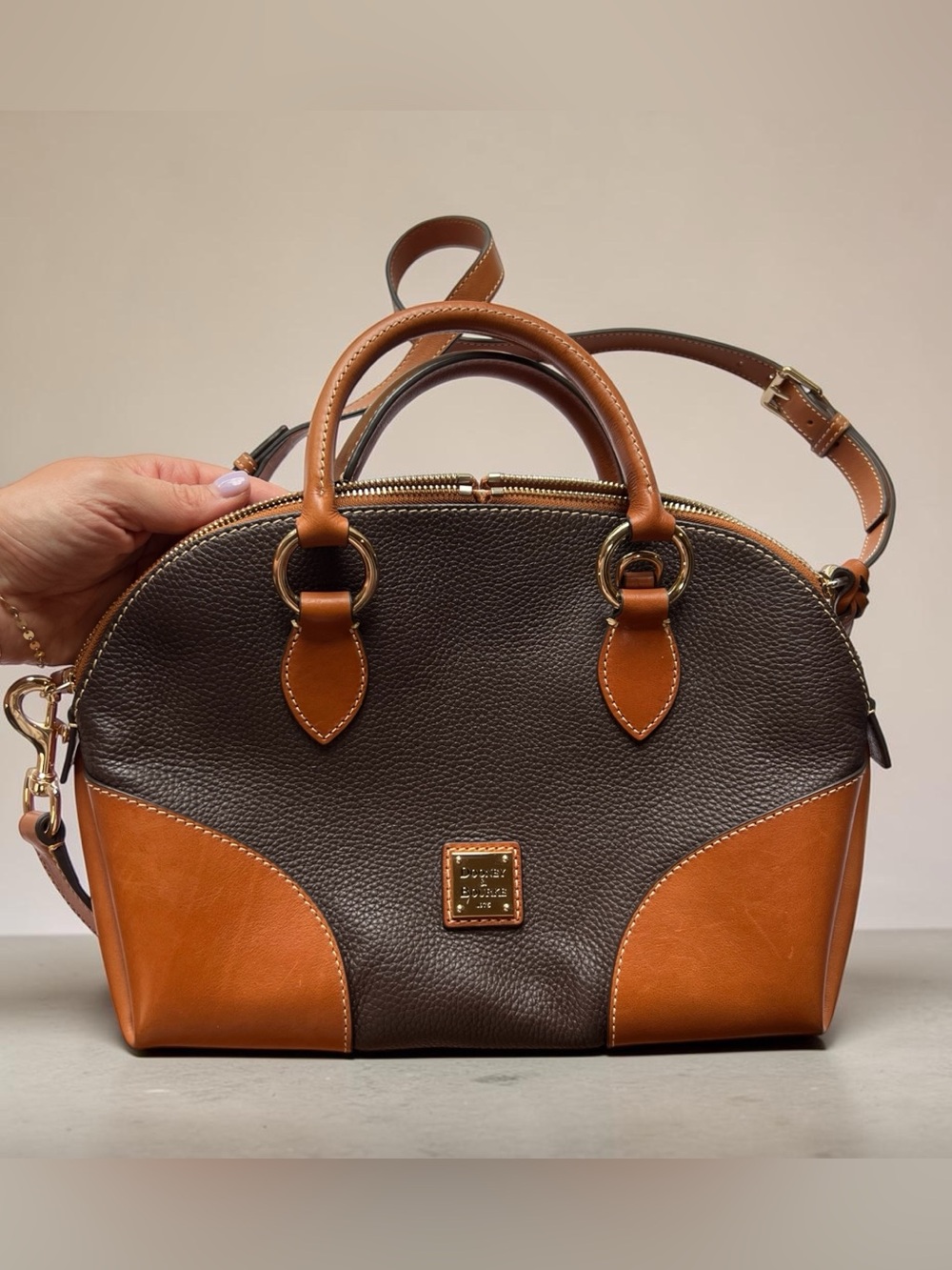 Dooney & Bourke NWT Pebble Grain Dome Satchel Brown Tan Leather Crossbody